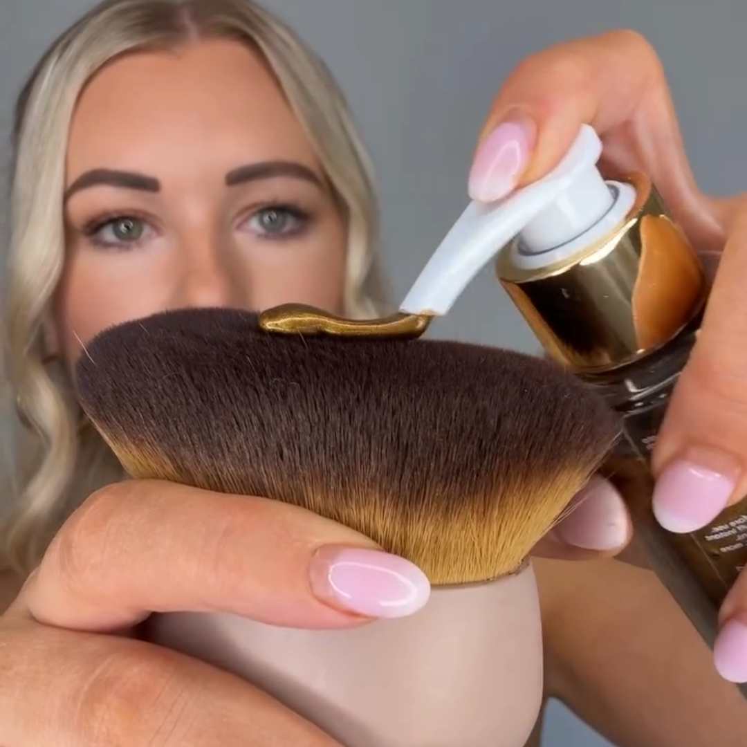 Glow Duo: Shimmer + Buff & Glow Brush